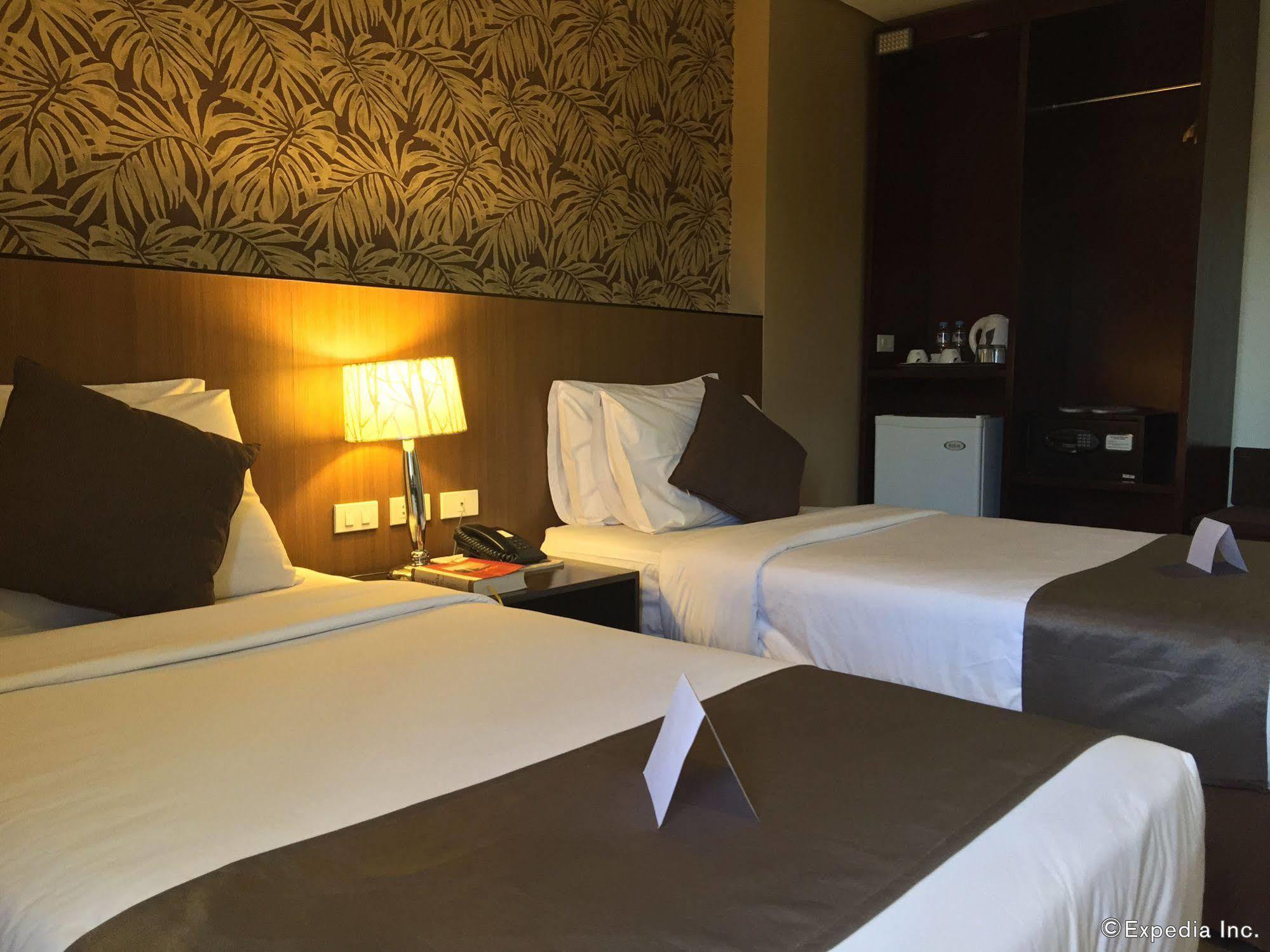 Gt Hotel Bacolod Zewnętrze zdjęcie
