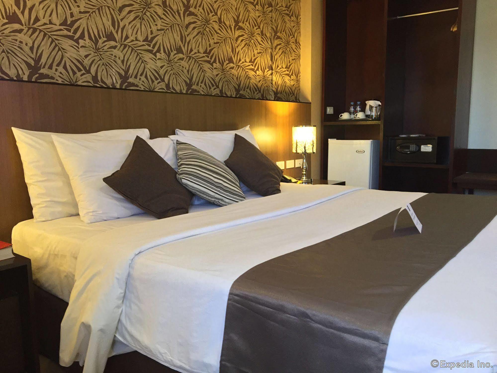 Gt Hotel Bacolod Zewnętrze zdjęcie